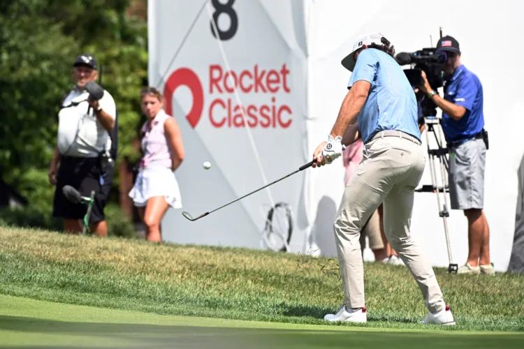 Young shares 2nd-round lead at Rocket Classic after shooting 9-under 61